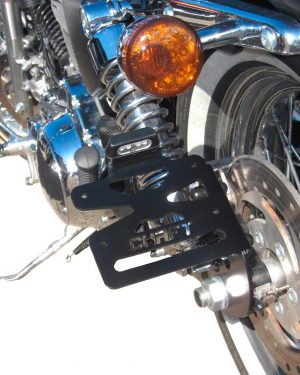 Support de Plaque Latéral CHAFT UL721 pour HARLEY / INDIAN / YAMAHA (XV 950/SCR 950)