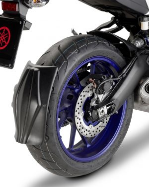 Kit de fixation garde boue arrière RM01/RM02 sur Yamaha MT-09 Tracer (15-17) GIVI RM2122KIT