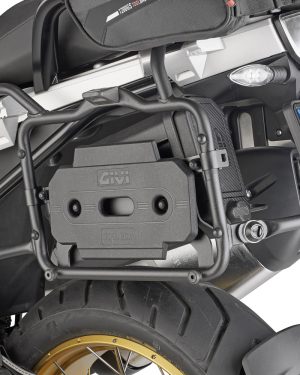 Kit de fixation GIVI TL5108PLRKIT pour monter S250 Tool Box sur PLR5108 BMW R 1200 GS (13-18)/R 1250 GS (19-24)